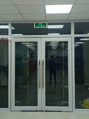 Cửa kính chống cháy 2 cánh kết hợp vách TC-G025