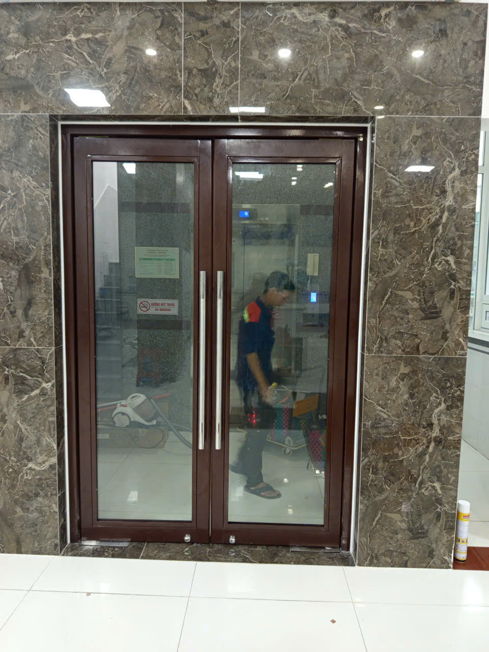 cửa kính chống cháy phường Tân Định giá rẻ